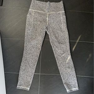 Leopard print Athleta leggings-Small